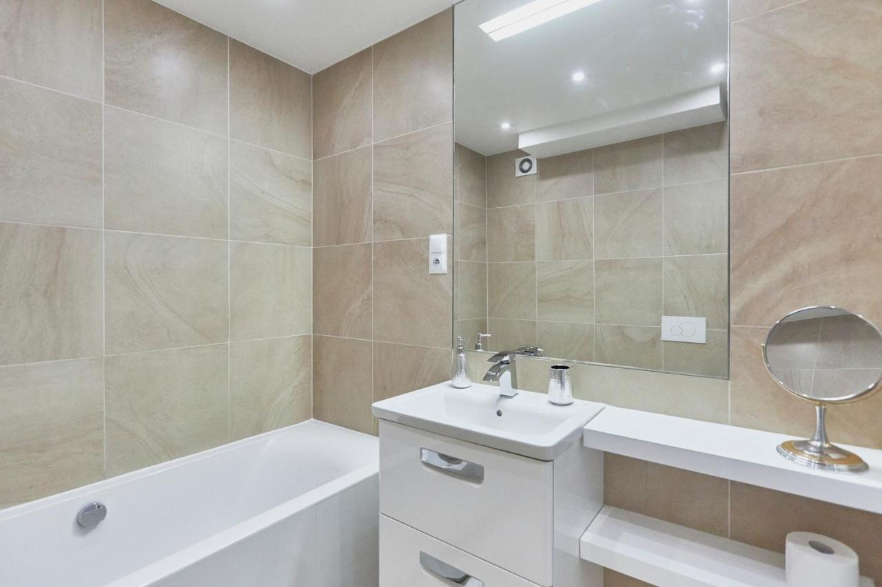 Apartament 70M2 Przy Parku Zdrojowym, Plaza, Centrum. Swinemünde Exterior foto